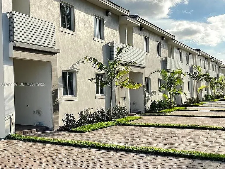 14181 SW 126th Path — Photo 1