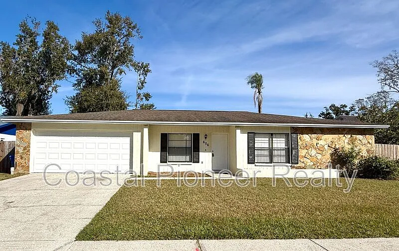 606 Sandy Creek Dr