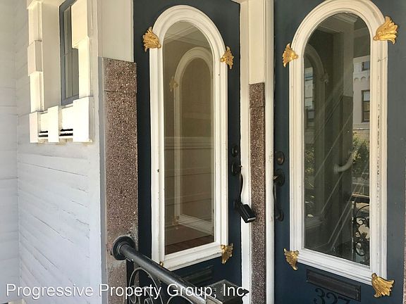 3rd image of 325 Webster St