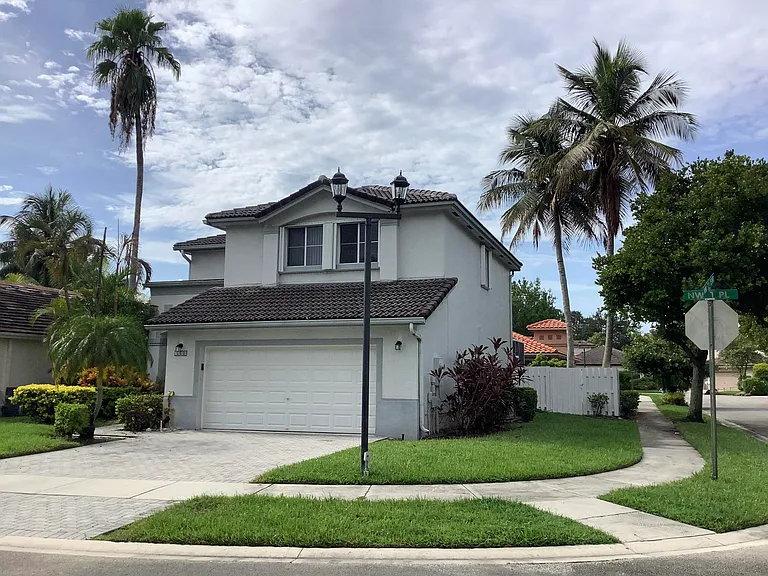 7330 NW 1st Pl — Photo 39