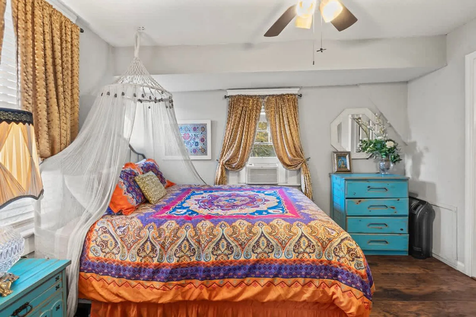 1 bed, 1.0 bath, $1,175 — Photo 2