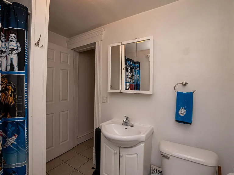 803 W 20th St #2 — Photo 12