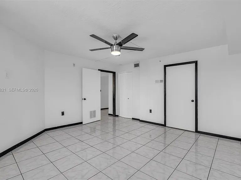 102 SW 6th Ave #201 — Photo 11