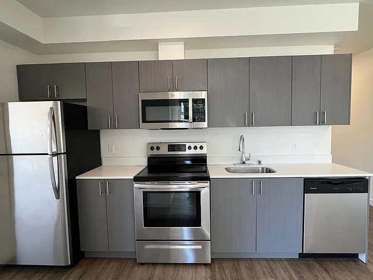 4801 Fauntleroy Apartments — Photo 41