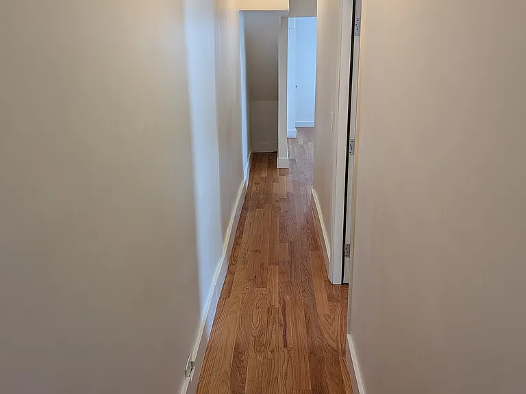 74 Pierce St #1 — Photo 4