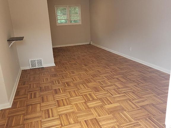 2nd image of 317 Fern St
