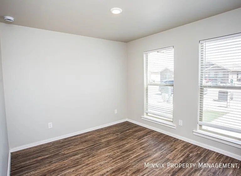 2113 N Jayton Ave #B — Photo 13