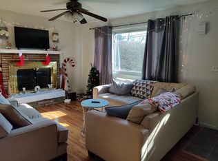 100 Loftus Cir, Bridgeport, CT 06606