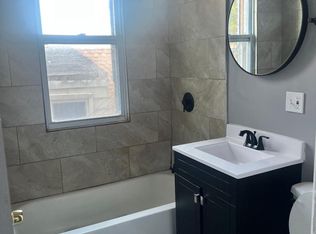 10153 S Eberhart Ave #2, Chicago, IL