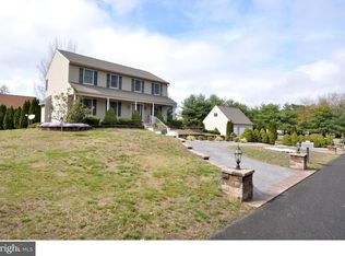 11 Starke Ln, Delran, NJ 08075