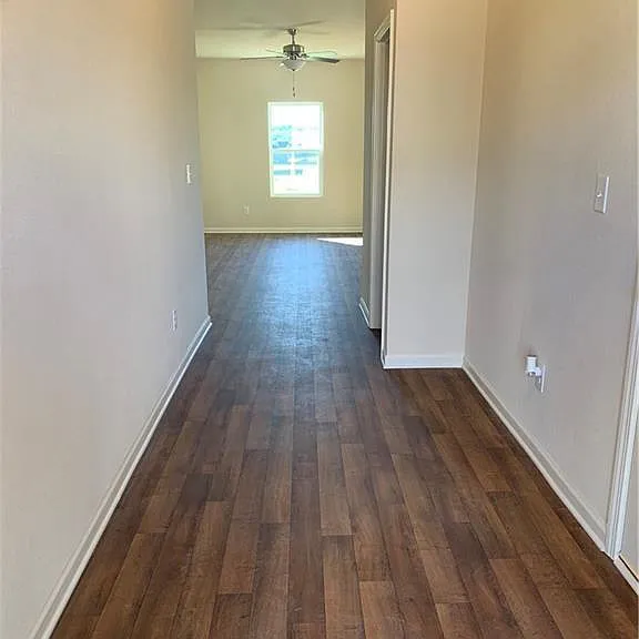 929 Independence Ave — Photo 2