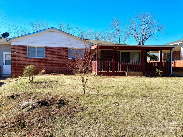 1410 Delwood Dr SW, Lenoir, NC 28645