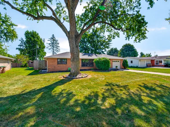 2663 Forest Dr, Columbus, IN 47201