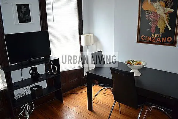 Rented by Urban Living | media 17
