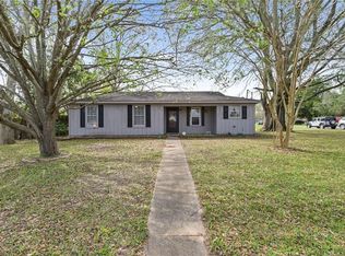 8501 McAllister Dr, Theodore, AL 36582