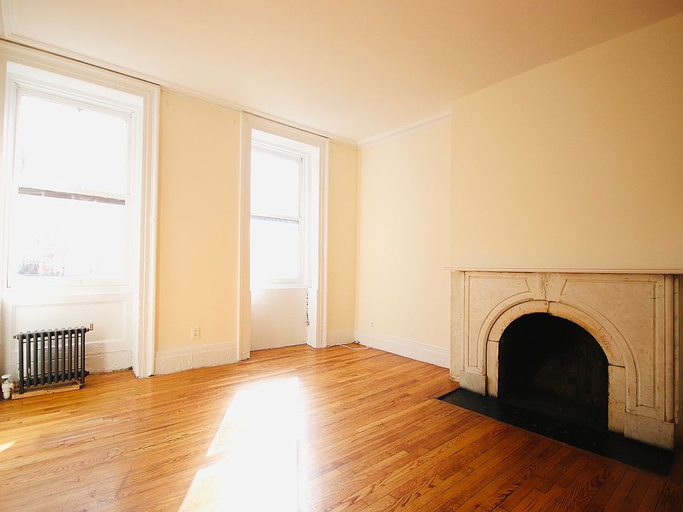 1st image of 151 W 10th St APT 5