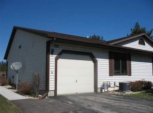 609 Saddle Rdg, Portage, WI 53901