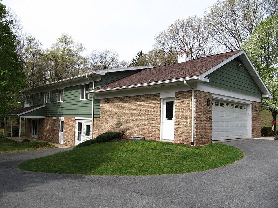 2nd image of 2558 Welsh Rd