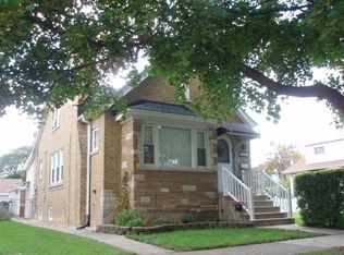 9117 Sheridan Ave, Brookfield, IL