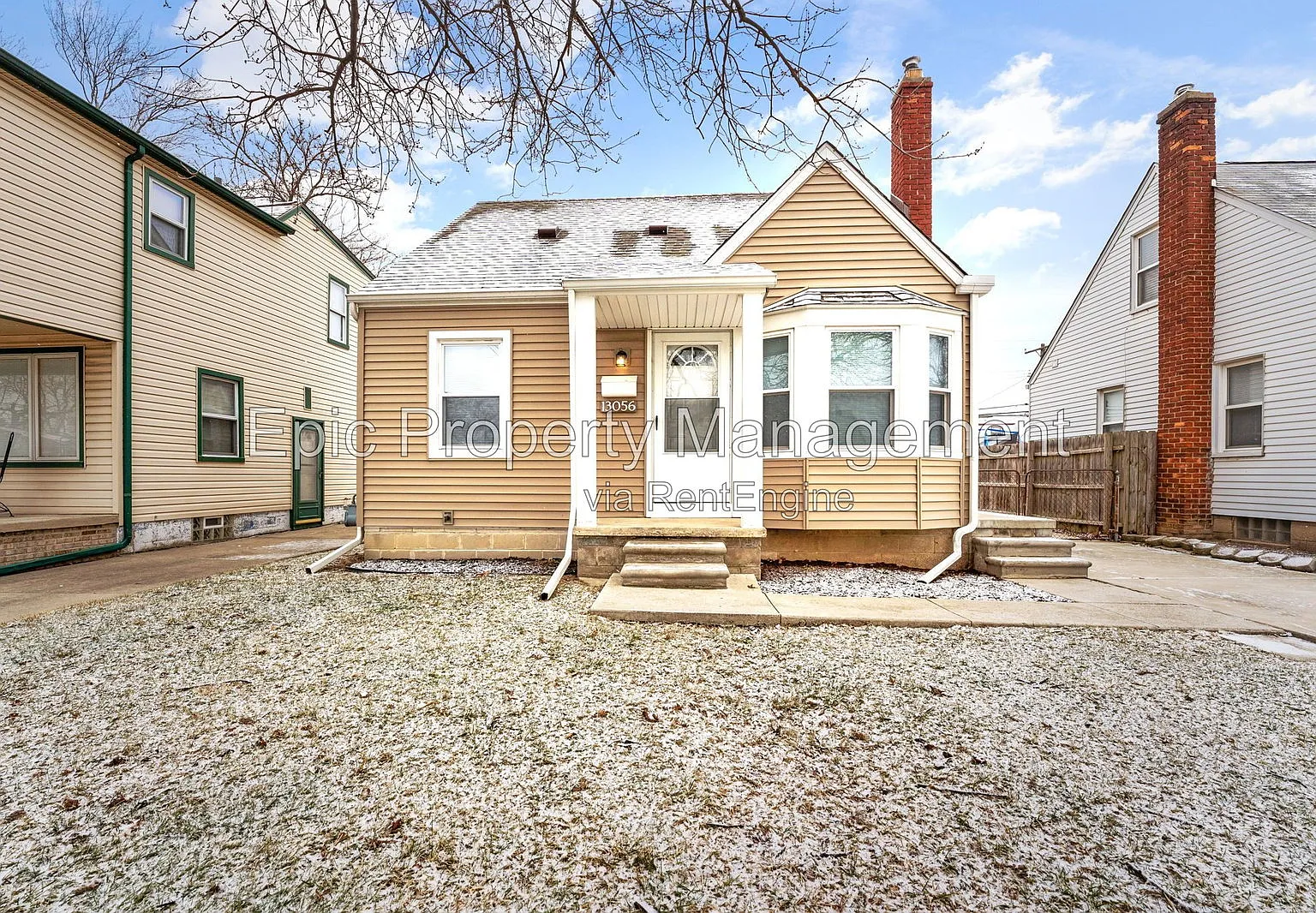 3 bed, 1.0 bath, 848 sqft, $1,745 — Photo 1