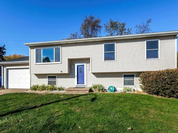 4044 W 14th Street Ct, Davenport, IA 52804