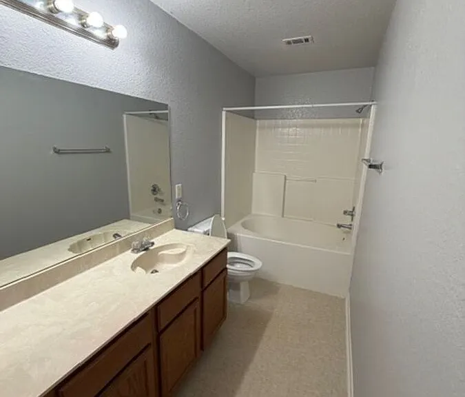 4703 John David Dr #A — Photo 24