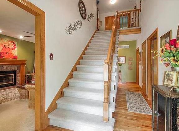 4th image of 1008 NE Ball Dr