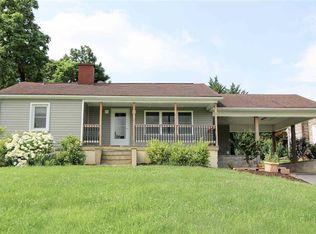 830 New Hope Rd, Staunton, VA 24401