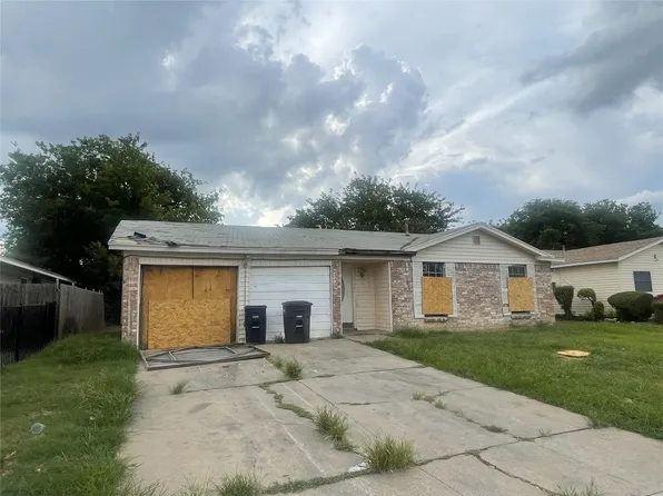 5649 Conroy St, Fort Worth, TX 76134