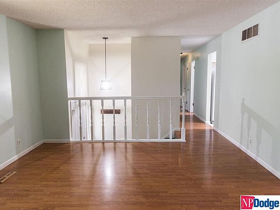 5th image of 835 Sage Cir
