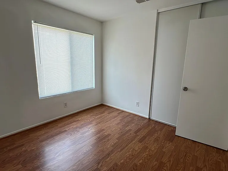 2121 Beechwood St — Photo 20