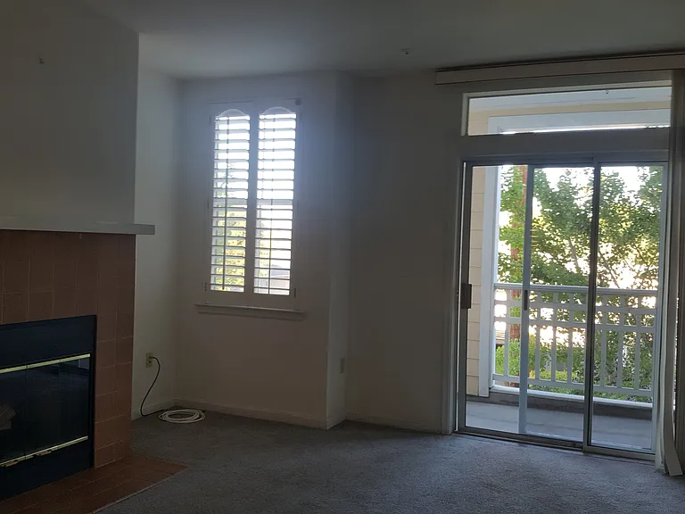 550 Ortega Ave — Photo 13