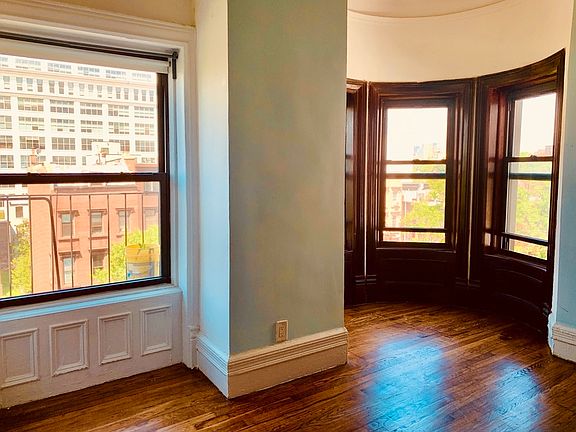 2nd image of 515 Clinton Ave #19