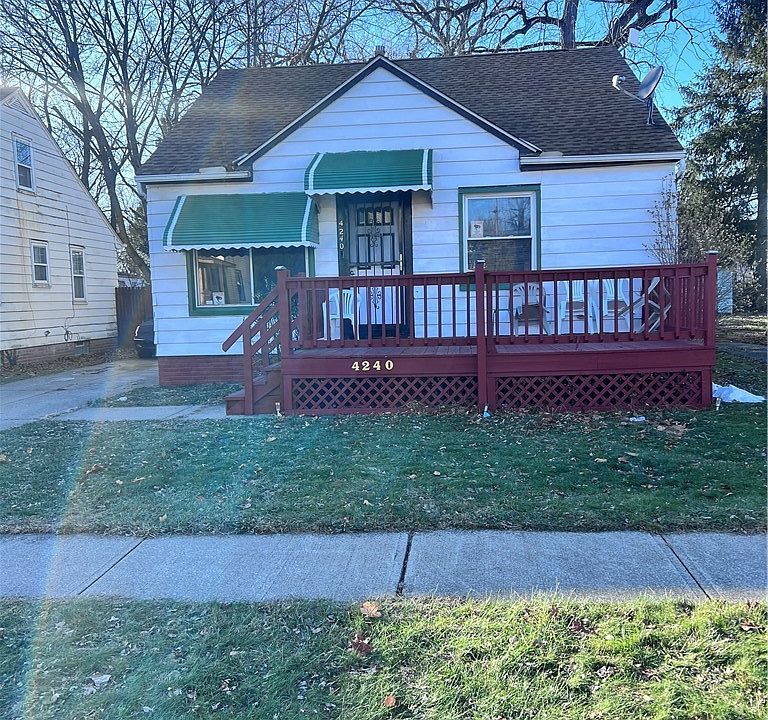 1st image of 4240 E 114th St
