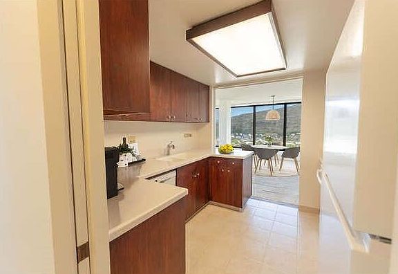 3rd image of 250 Kawaihae St