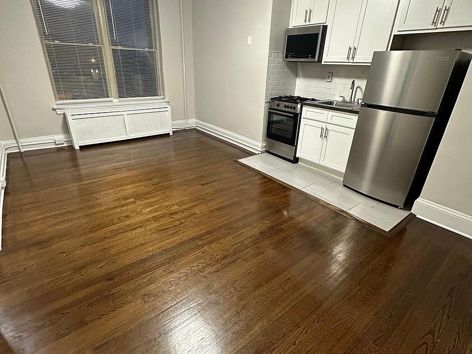 open concept for Bedroom & Kitchen