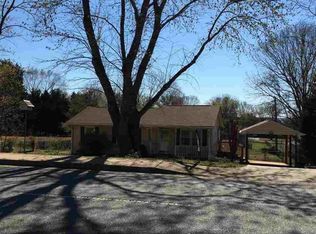 912 E Main St, Duncan, SC 29334