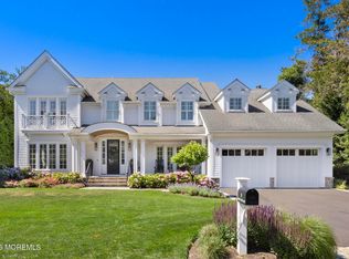 8 Holly Tree Lane, Rumson, NJ 07760
