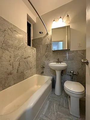 Rented by Bond New York | media 8