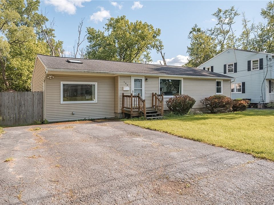 1st image of 105 Ashford Ct