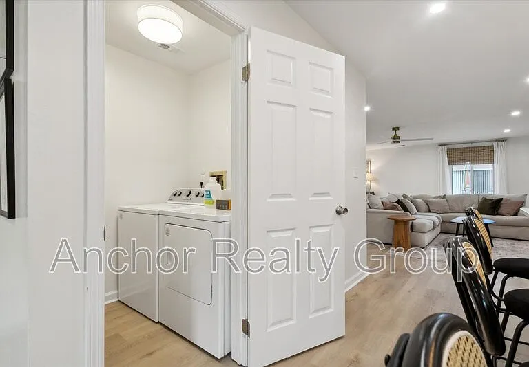 630 Orangewood Dr — Photo 25