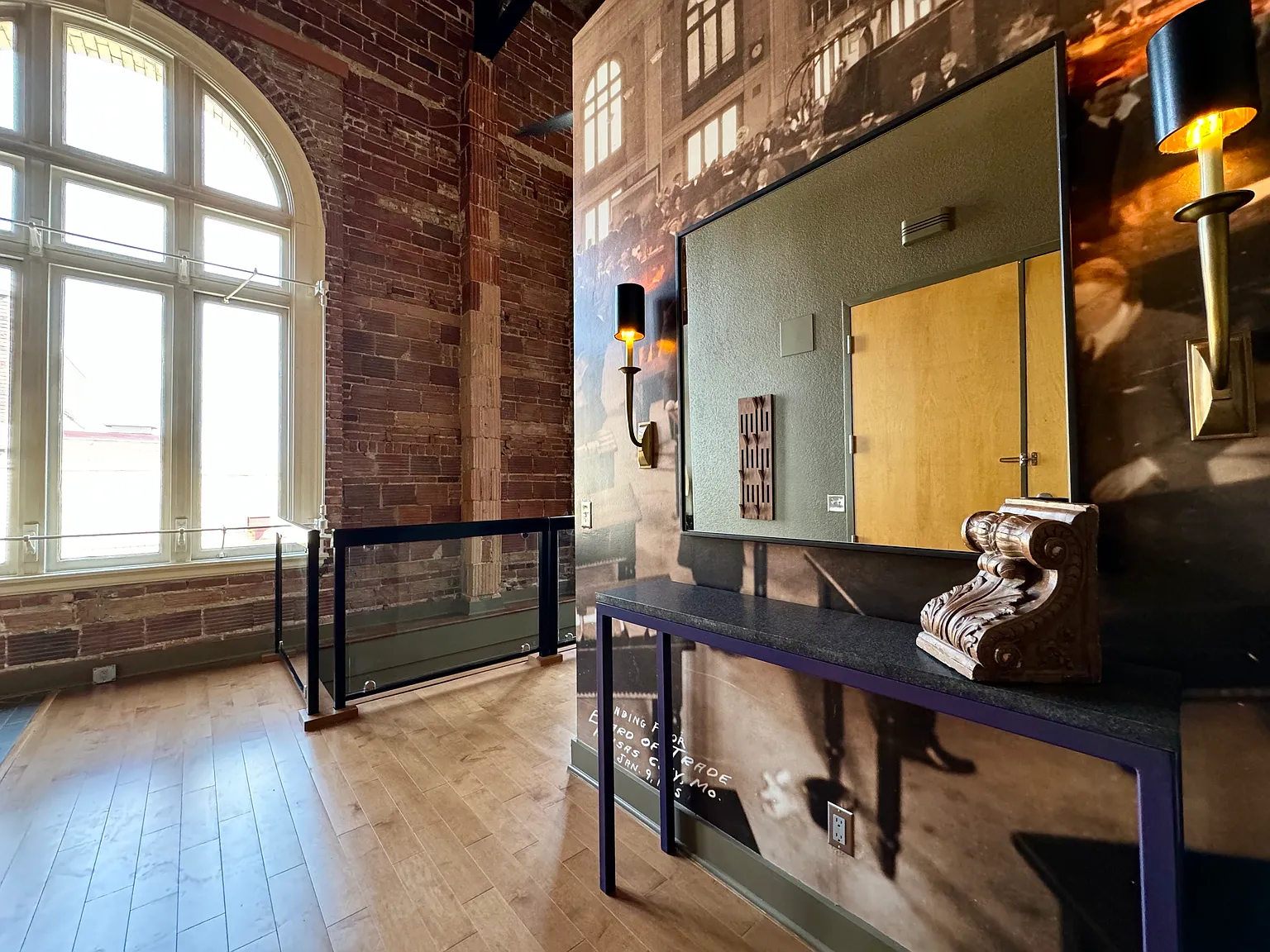 2 bed, 2.5 bath, 2356 sqft, $6,500 — Photo 4