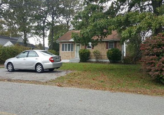 3rd image of 4 Ohio Ave