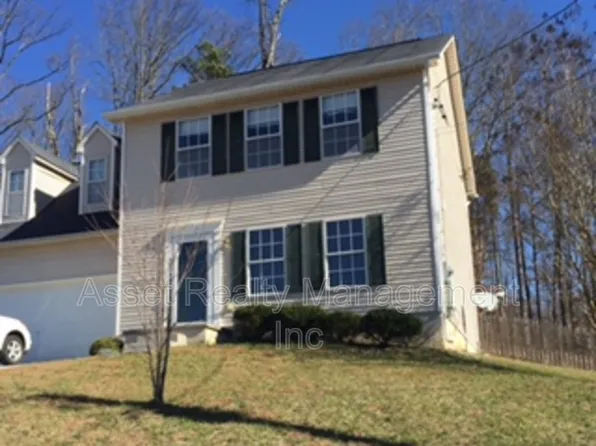 8212 Tangle Grove Ln, Powell, TN 37849