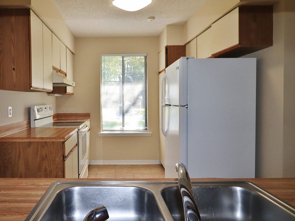 4137 Hanging Moss Ct, Mandarin, 32257