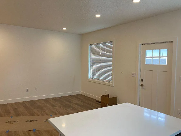 297 E 6790 S — Photo 22