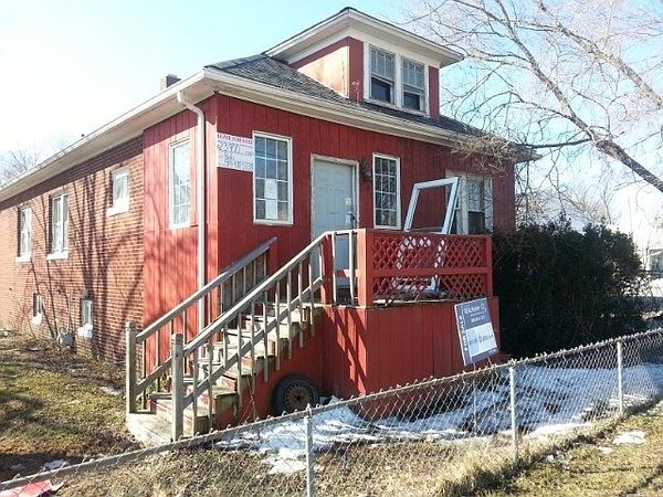 1st image of 1305 W 37th Ave