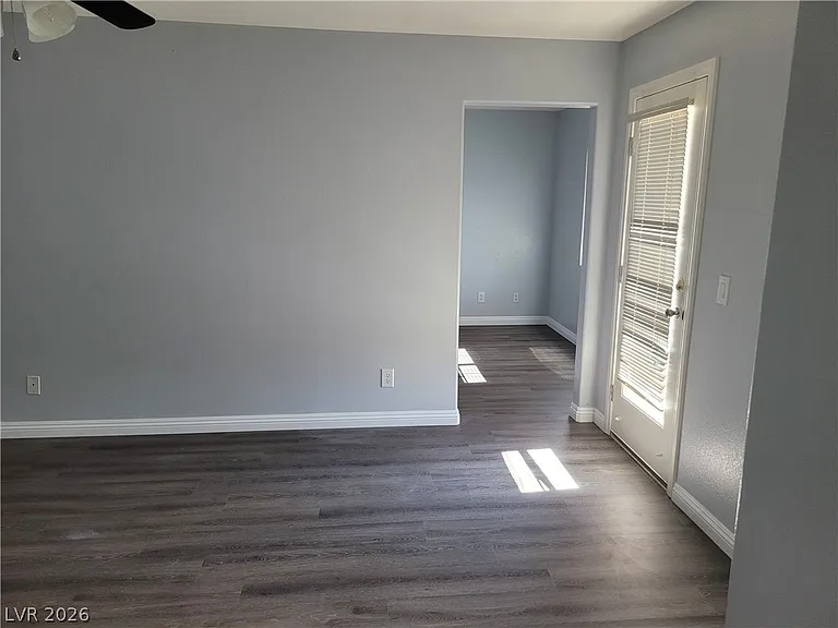 10564 Moultrie Ave — Photo 15