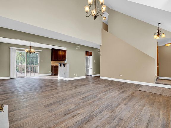 4th image of 1009 Sudbury Dr