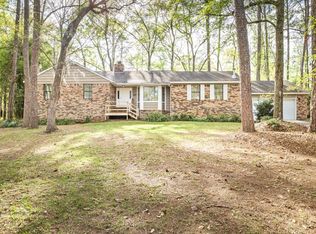 3320 Dartmoor Dr, Tallahassee, FL 32312